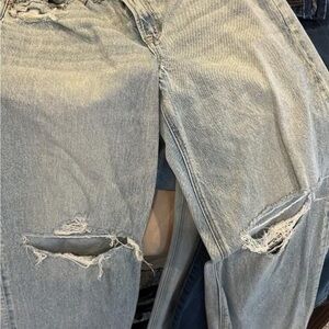 American Eagle Outfitters Light Blue Distressed Boyfriend Jeans